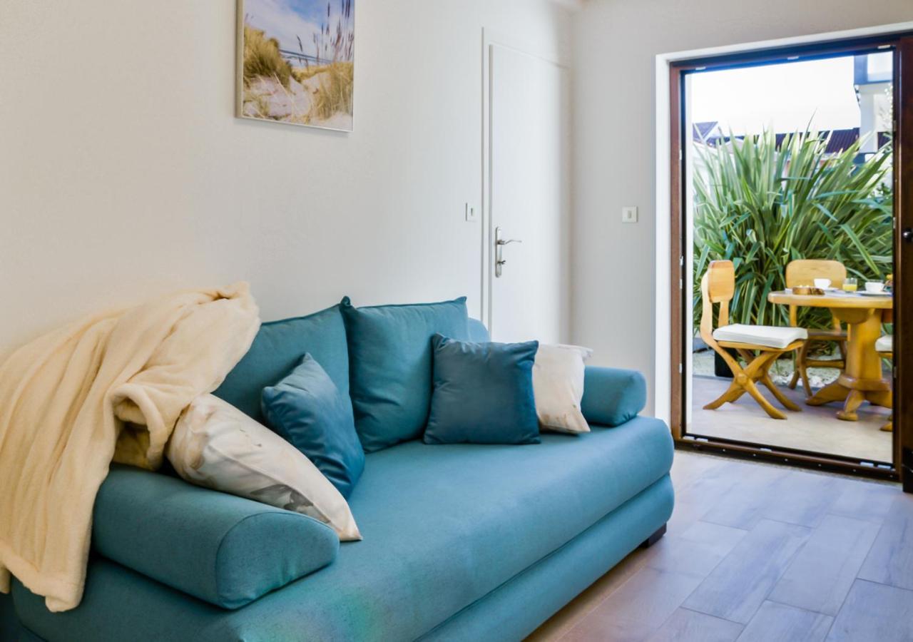 Apartments Villa Rosi อูมัค ภายนอก รูปภาพ