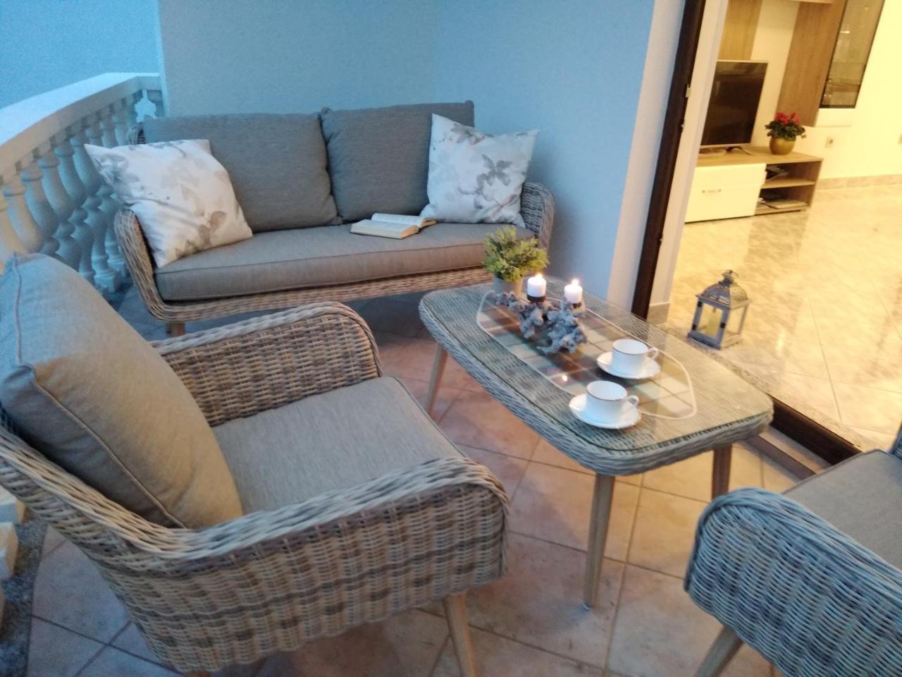 Apartments Villa Rosi อูมัค ภายนอก รูปภาพ